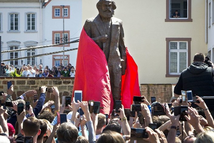 Ciudad natal de Marx le rinde homenaje en el 200 aniversario de su natalicio