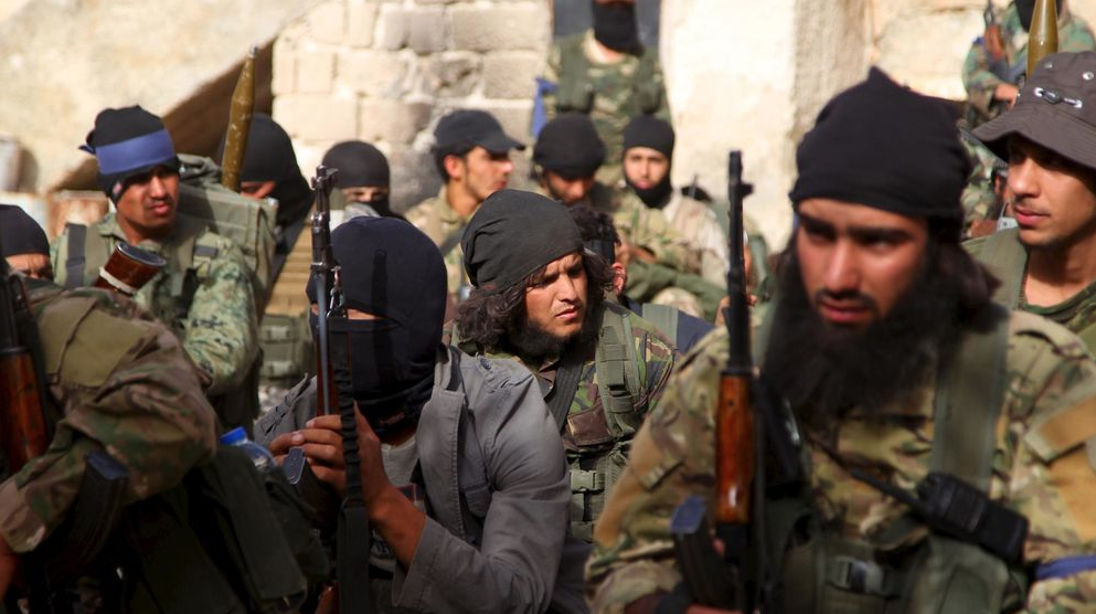 En Idlib hay decenas de miles de terroristas de Al Qaeda atrincherados