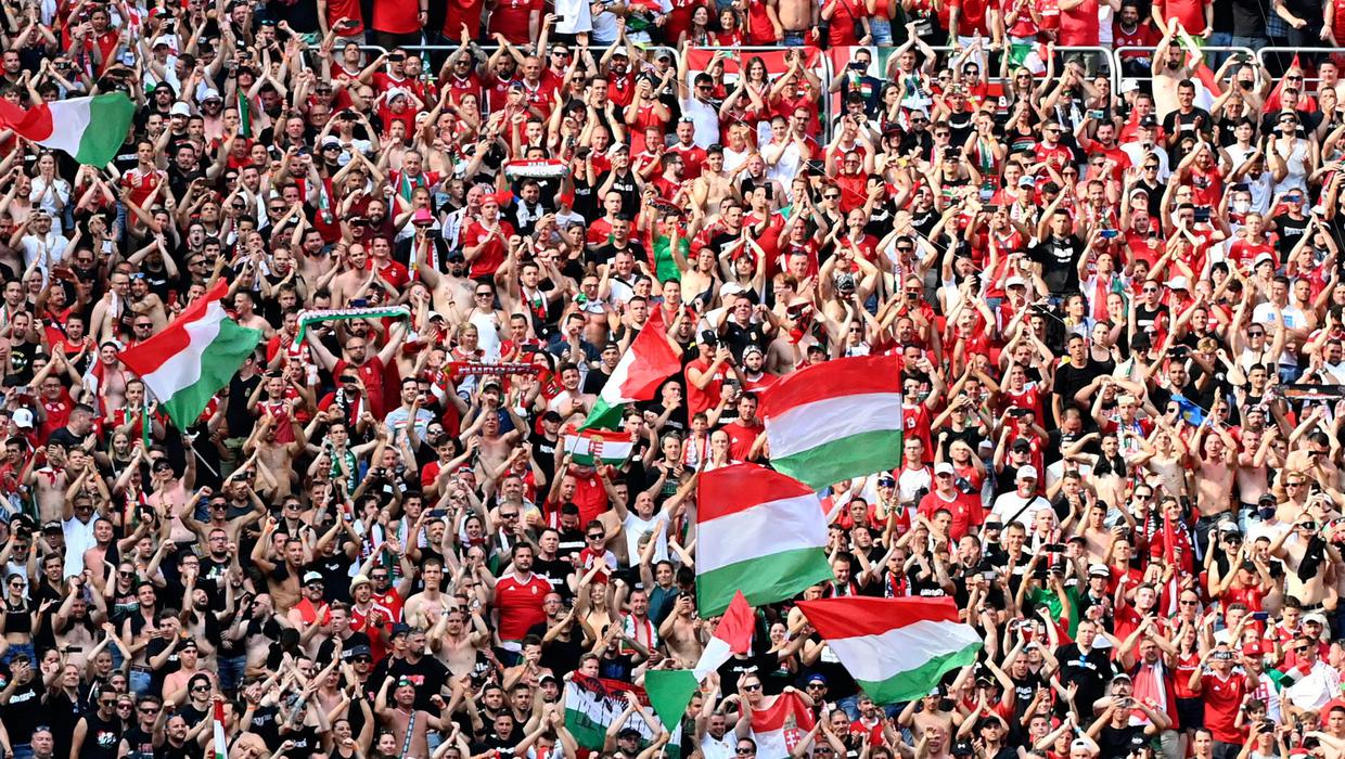 El estadio alemán podría iluminarse con los colores del arco iris para el partido de Hungría en protesta por las leyes anti-LGBT
